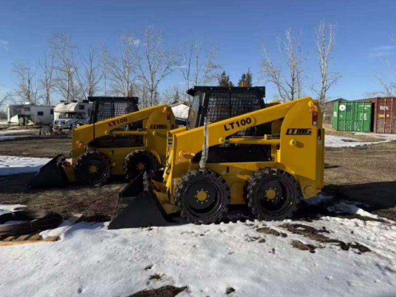 LT100 loader in winter environment